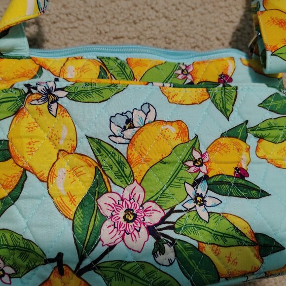 Vera Bradley lemon Grove collection and shore thing lunch bag - Picture 5 of 10